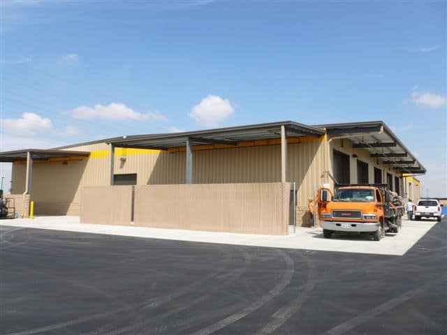 Custom Steel Building with Overhangs